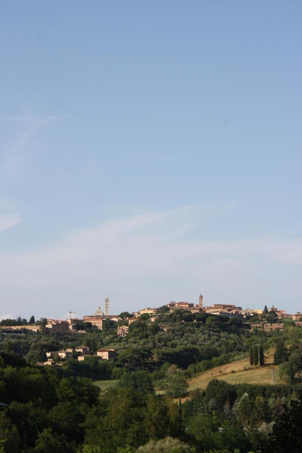 La Torre Di Caprera Apartment Сиена Екстериор снимка